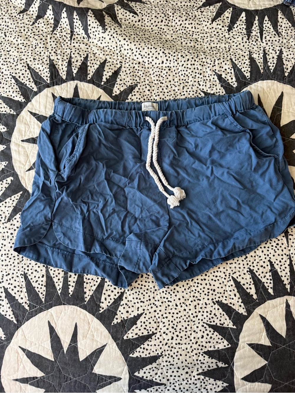 Up west pull on shorts